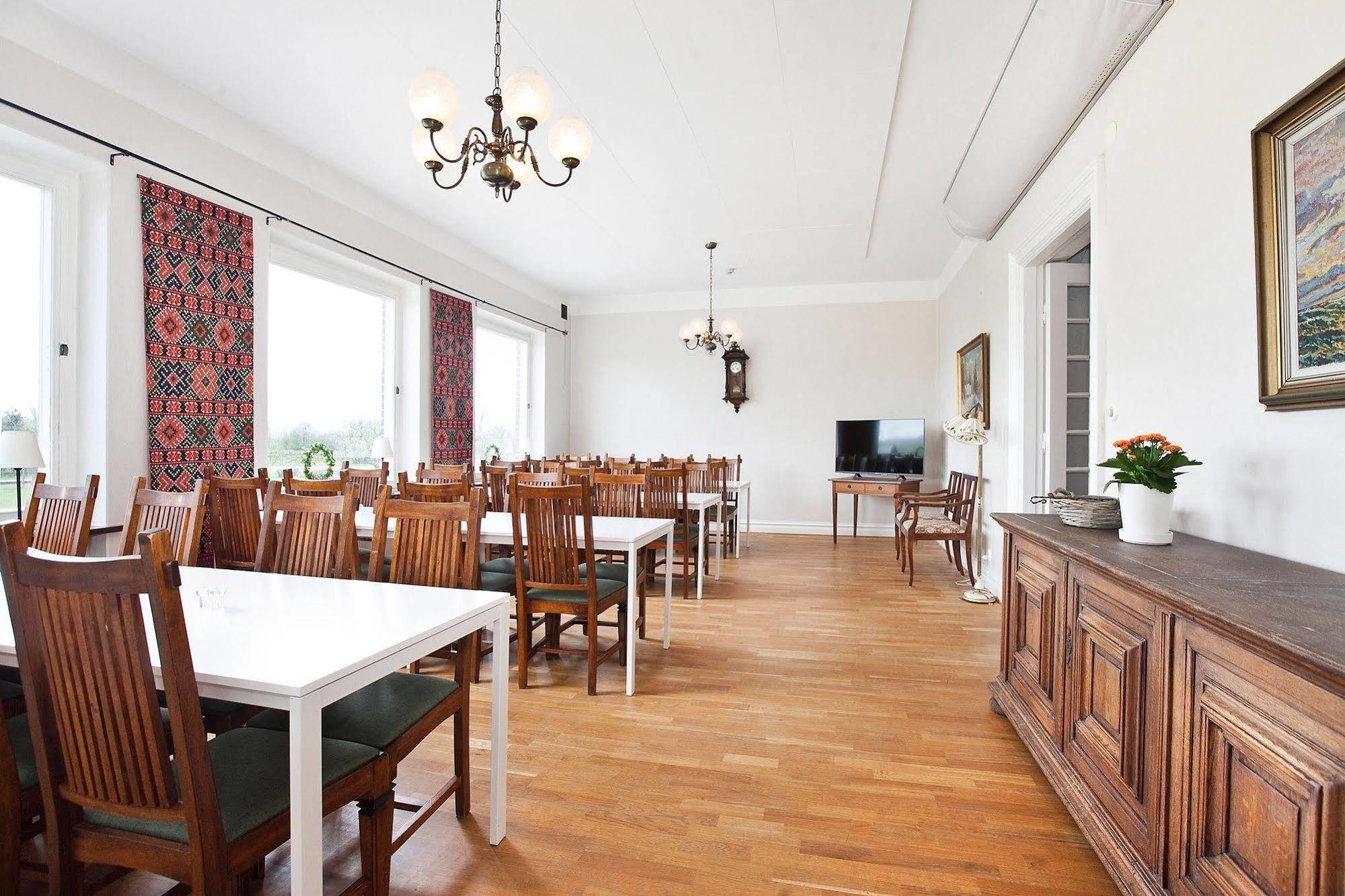 Blaesinge Gard Kullabygden Hostel Jonstorp Екстериор снимка